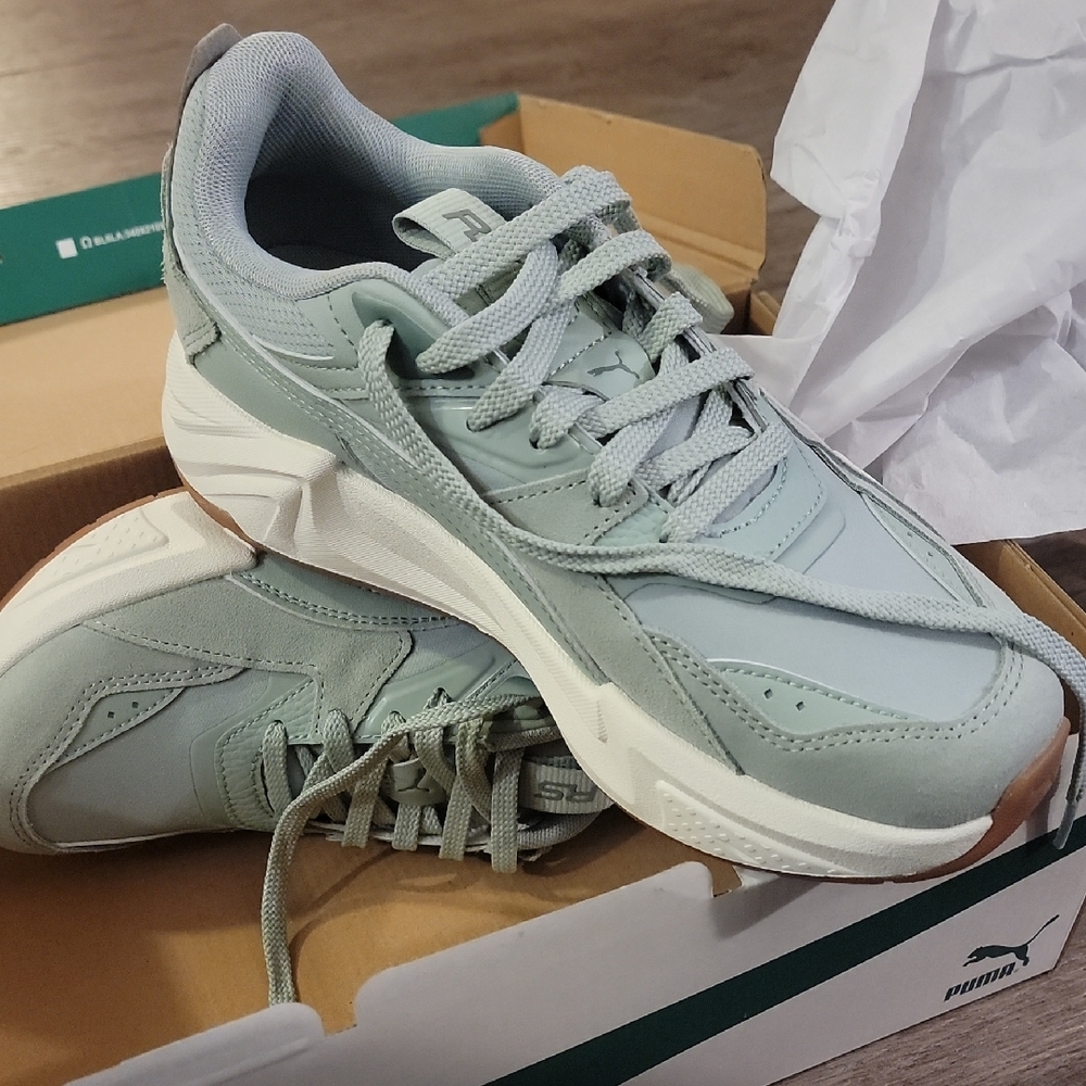 Puma Green Retro-Inspired Sneakers